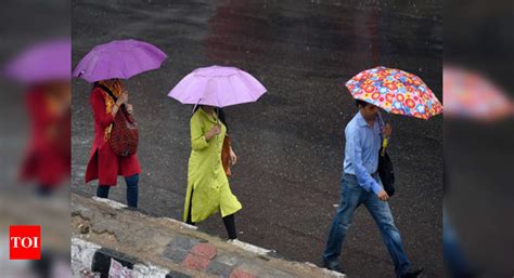 Delhi Ncr Likely To Receive Rain In Next 2 3 Hours Imd Delhi News