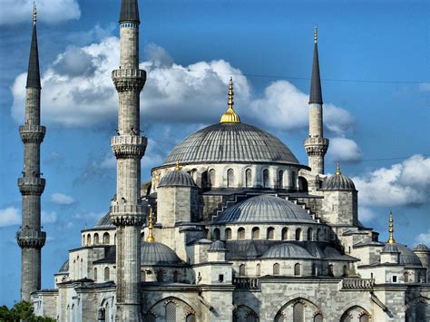 Top 20 Mosques Temples Cathedrals And Churches In The