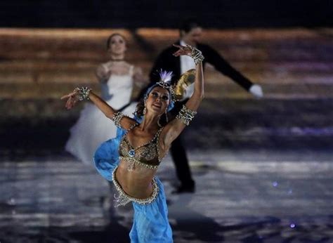 10 Best Pictures From The 2014 Sochi Olympics Closing Ceremony