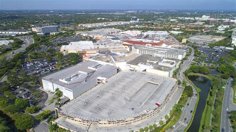 Aerial Image Of Aventura Mall Stock Photo Download Image Now Istock