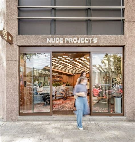 El Departamento Convierte Un Antiguo Edificio De Barcelona En Las