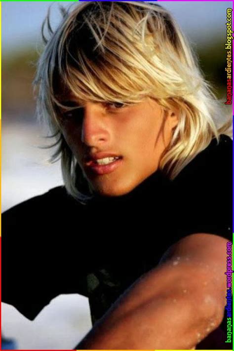 Pin By Agomezgomez Osorio On Chicos En Lether Lindos Surfer Hair Boy