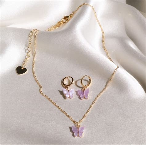 Pin by Chvker Jewelry on Jewelry | Girly jewelry, Dainty jewelry necklace, Simple jewelry