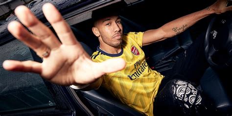 Arsenal 201920 Bruised Banana Away Jersey • Homekit Blog