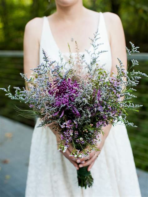 A Guide To Purple Wedding Bouquets Purple Flower Types And More