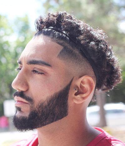 This is the perfect blend for men who like short hair with a goatee beard. 65 Striking Medium Length Hairstyles for Men - The ...