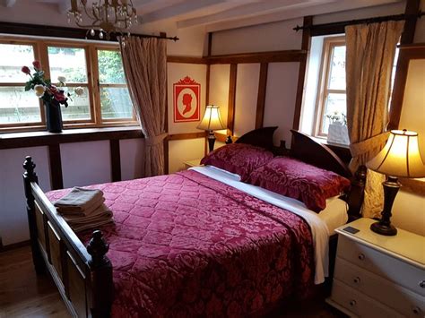 Dolweunydd Bed And Breakfast Bandb Reviews And Price Comparison Betws Y