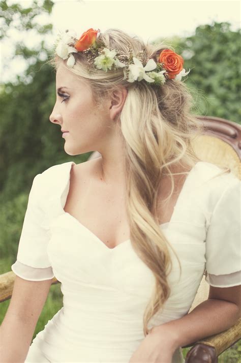 Flower Crown Bridals Blonde Wedding Hair Flower Crown Hairstyle Wedding Hairstyles