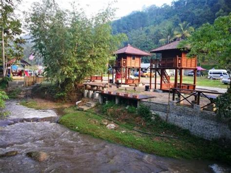 One of my recommended is cherengin hills convention & spa resorts. Rimba Valley Motor Campsite @ Janda Baik | Rider Chris