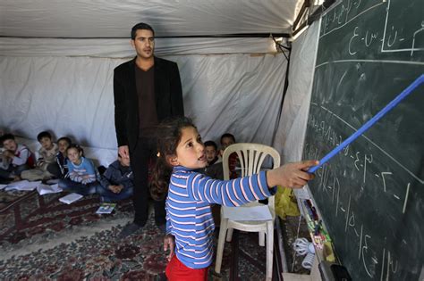 Education For Syrian Refugees In Turkey Beyond Camps Brookings