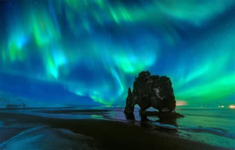 Download Arch Night Nature Aurora Borealis Hd Wallpaper