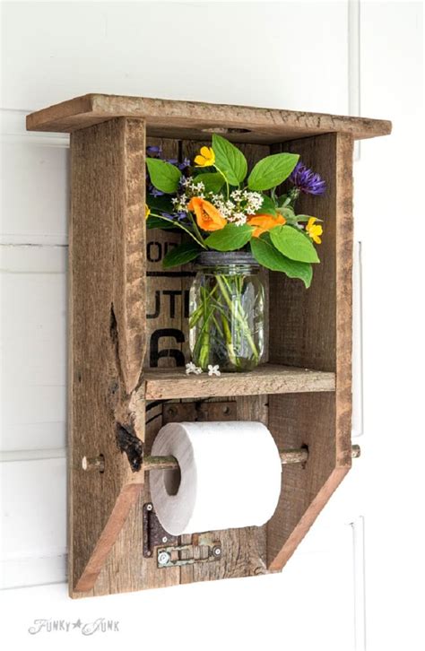 Cool and unique toilet tissue paper holders that add a fun element to the bathroom. 34 DIY Reclaimed Wood Projects (Ideas and Designs) for 2021