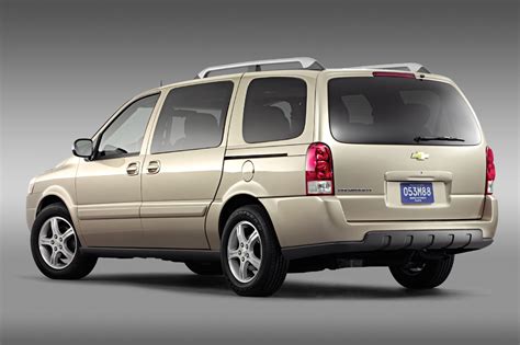 Chevrolet Uplander 2004 2008 Minivan Outstanding Cars