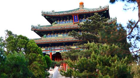 Jingshan Park In Beijing Expedia