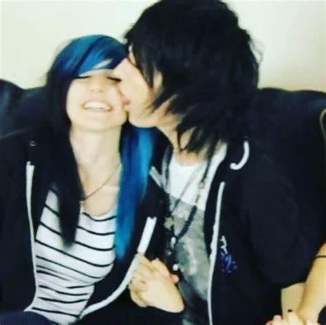 he is licking her cheek our world away hot emo guys good ol times emo couples alex dorame