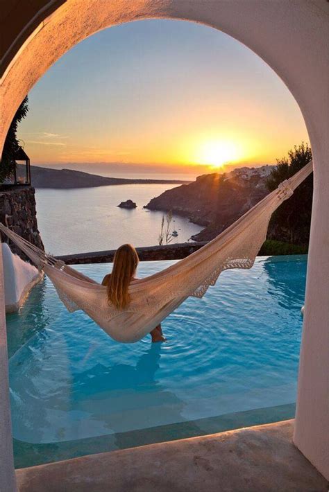 10 Best Hotels With Infinity Pools In Santorini Greece Hotels With