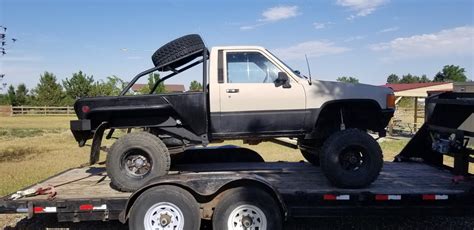 Brucker Brothers Sold Sased 1988 Toyota Pickup 4x4 2800