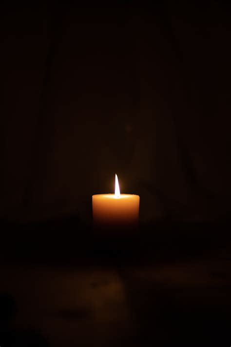 Burning Candle Pictures Download Free Images On Unsplash