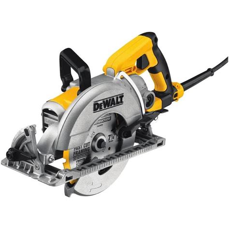 Dewalt 15 Amp 7 14 In Worm Drive Corded Circular Saw With Brake And