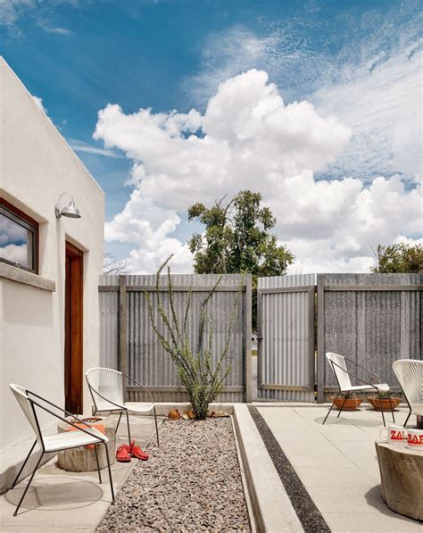 8 Modernist Marfa Homes That Epitomize High Desert Style Photos