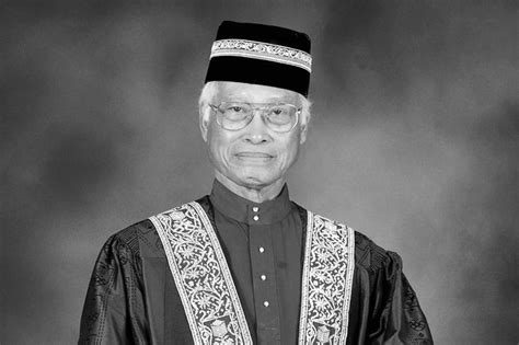* approved appointment of datuk wira azhar bin abdul hamid as chairman of felda global ventures holdings berhad. Salam takziah... Pro Canselor UiTM Tan Sri Dr Abdul Rahman ...