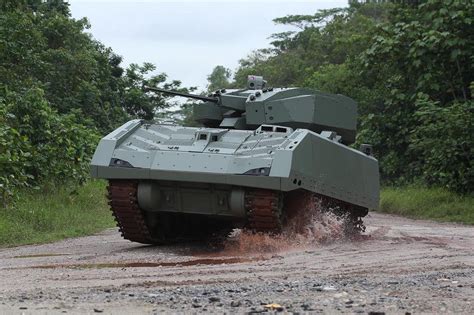 Saf Unveils The Hunter Its First Fully Digital Armoured Fighting Vehicle Singapore