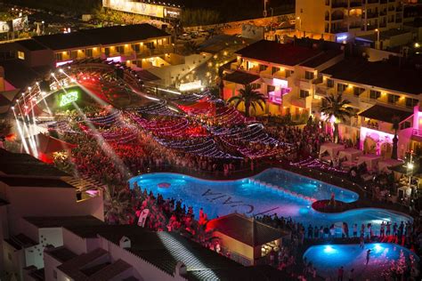 Ibiza Party Nights Remarkable Nightclubs Of Ibiza Party Island Ibiza Club Nocturno
