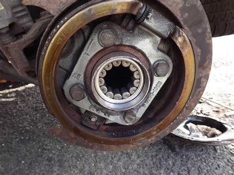 A Detailed Guide To How To Replace Wheel Bearing