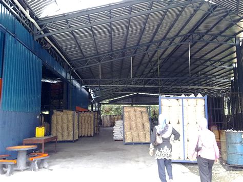 Laman parit sulong batu pahat, kampung parit lapis, 83000, johor, malaysia. Memaknakan kehidupan dengan banyak memberi...: Kilang Kerepek