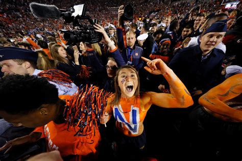 Photo Of This Auburn Fan Is Going Viral During Game Vs Alabama The