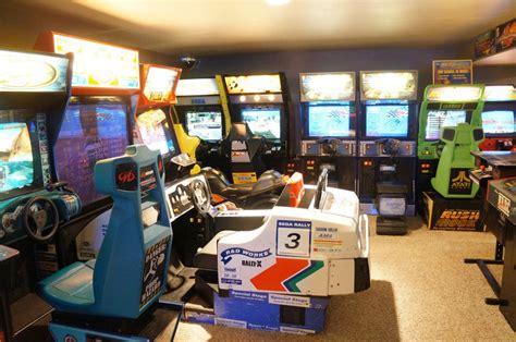 Father And Son Build Insanely Impressive Retro 80s Arcade In Basement