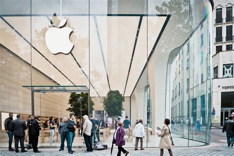 jony ive unveils his first apple store interiors in brussels