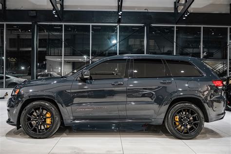 Jeep Grand Cherokee Trackhawk Black Images And Photos Finder