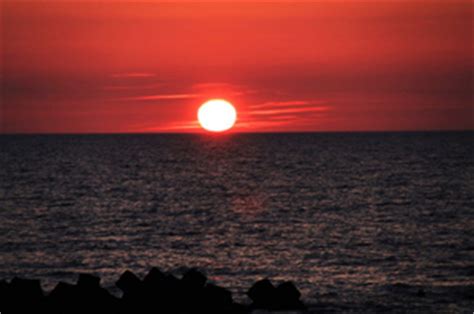 日本海オロロンラインの夕日は綺麗だった! 加山雄三の歌を聴きながら…。: 金色の湯たんぽ