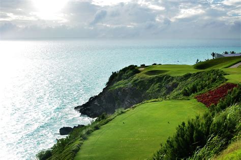 Whether you're already in bermuda and looking for something different to do or just getting started planning your trip, these 5 ways to soak up summer this week can be ticked off your list anytime. A Guide to Golf in Bermuda | LINKS Magazine