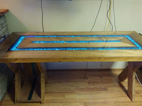 My First Attempt At A Epoxy Resin Desk Thank You For The Advice Given