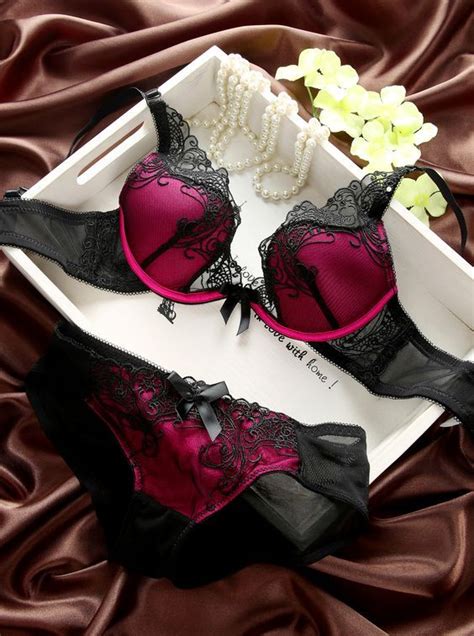 jolie lingerie lingerie shoot lingerie outfits pretty lingerie luxury lingerie bras and