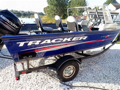Tracker Pro Guide V16 Tracker Pro Guide V16 Bass Boat Turn Key For