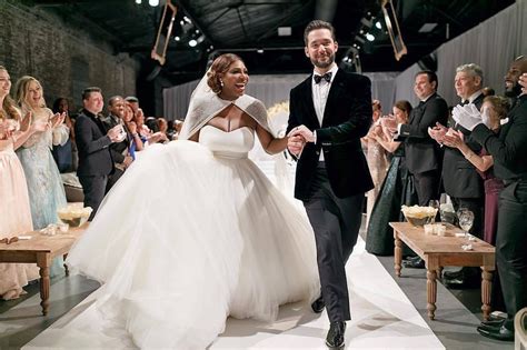 The wedding party of serena williams and alexis ohanian on november 17, 2017. PICS: See All The Images From Serena Williams Wedding Here ...