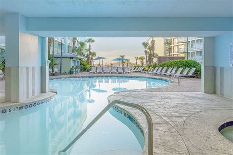 Hilton Garden Inn Orange Beach Beachfront Pool Pictures And Reviews Tripadvisor