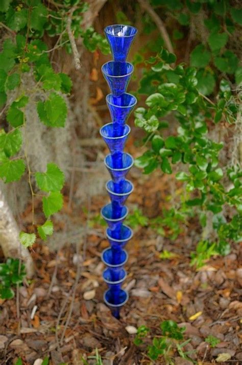 Garden Art With Recycled Wine Bottles Wine Pinterest