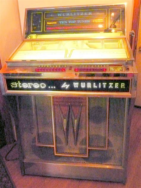 Wurlitzer 2810 Jukebox Part Sale 2 Springs For The Front Top Glass Panel