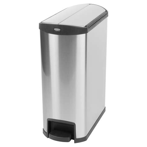 Rubbermaid 1902000 Slim Jim Stainless Steel Black Accent End Step On