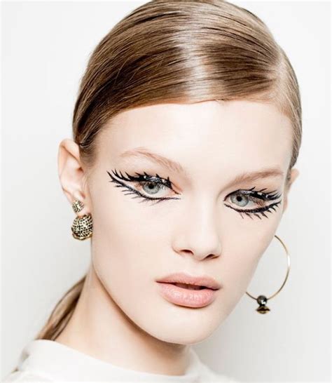 Makeup At Dior Ss18 Haute Couture Couture Makeup Photo Makeup