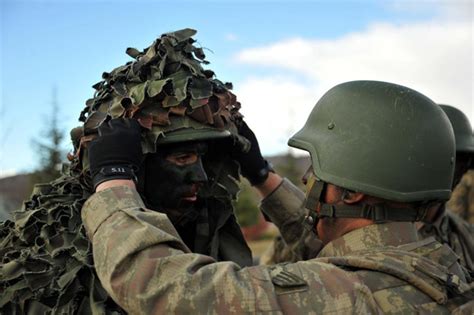 Jandarma ile ilgili tüm haberleri ve son dakika jandarma haber ve gelişmelerini bu sayfamızdan takip edebilirsiniz. Jandarma Özel Harekat'tan nefes kesen tatbikat