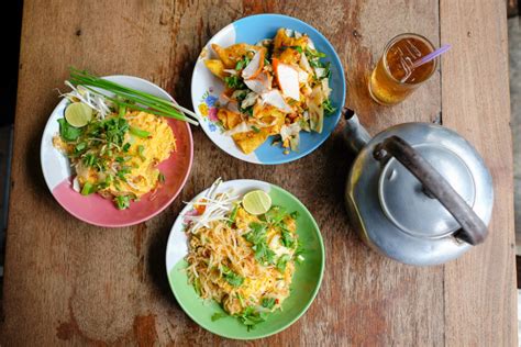 4 Popular Restaurants in Pak Nam Pho (Nakhon Sawan)
