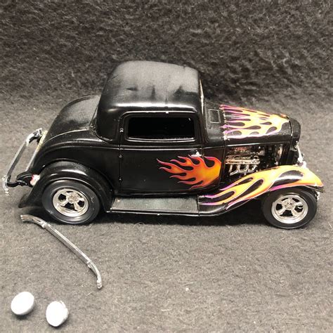 Revell 32 Ford 3 Window Coupe Goodguys Flames Street Hot Rod Deuce