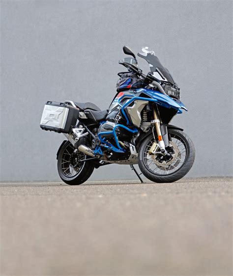 It replaces the r1150r, compared with which it has a 55 lb (25 kg) weight saving and 28% increase in power. Wunderlich-Zubehör für die BMW R 1200 GS - moto.ch