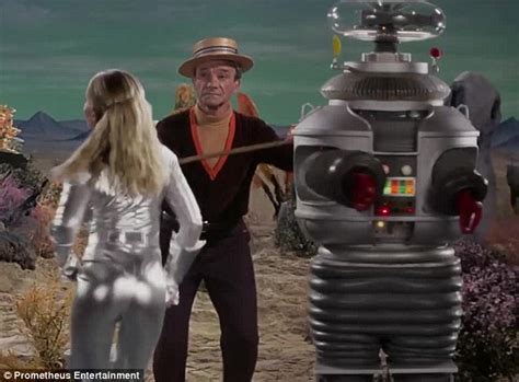 Kendra Wilkinson Squeezes Into Skintight Silver Spacesuit In Lost In Space Music Video Daily