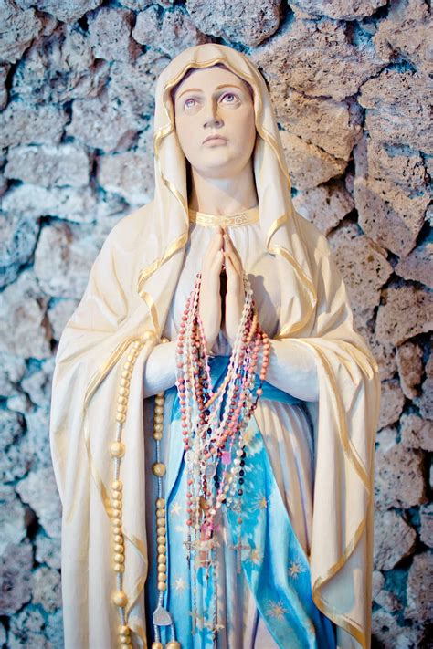 Hd Wallpaper Virgin Mary Statue Maria Holy Mother Madonna Figure